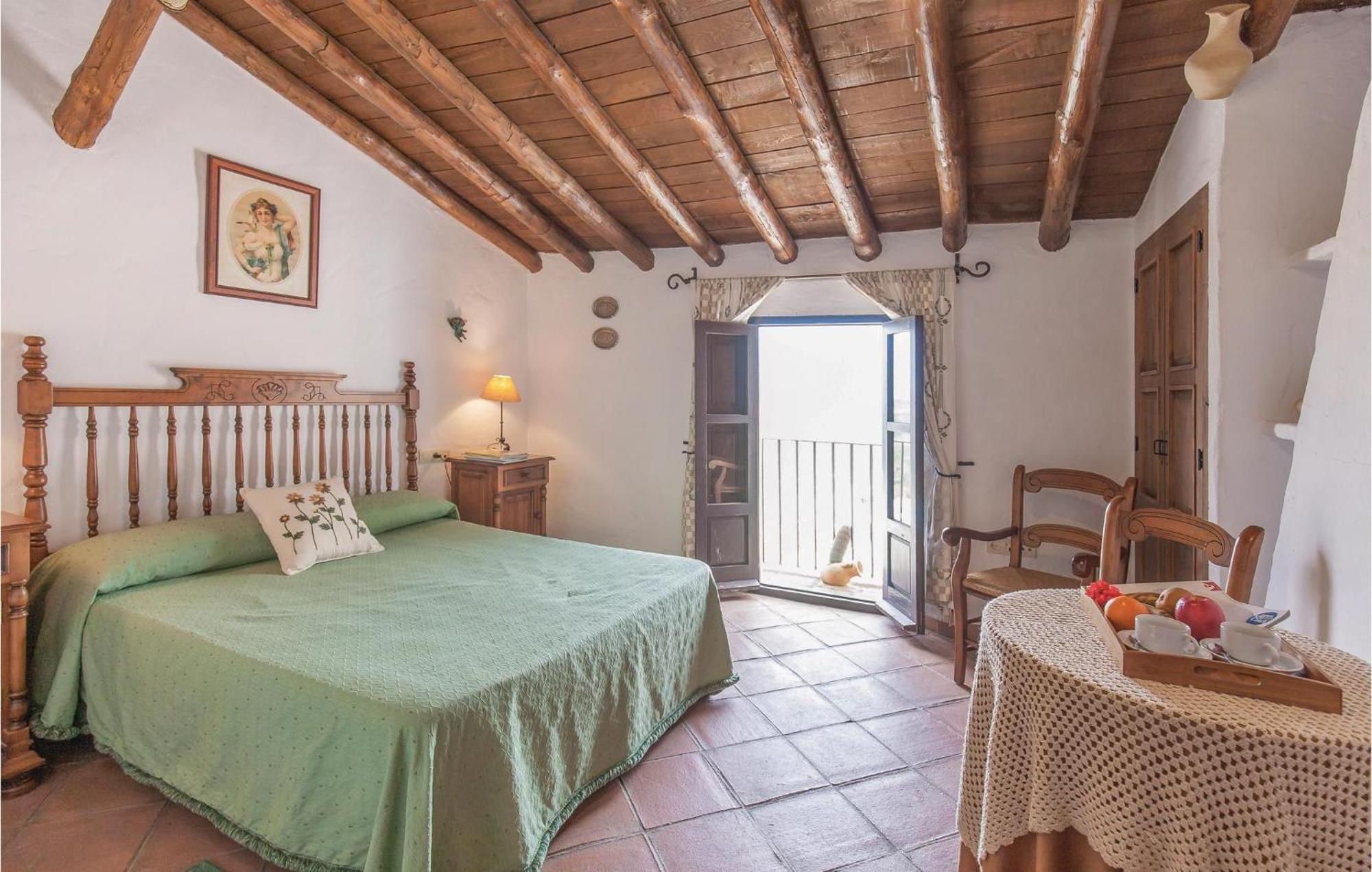 Cozy Home In Zahara De La Sierra With Kitchen Kültér fotó